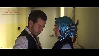 Akkya Begum'S Steamy 2012 Turkish Hijab Girl Encounter