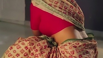 Nude Indian Wife'S Seductive Display Of Her Body